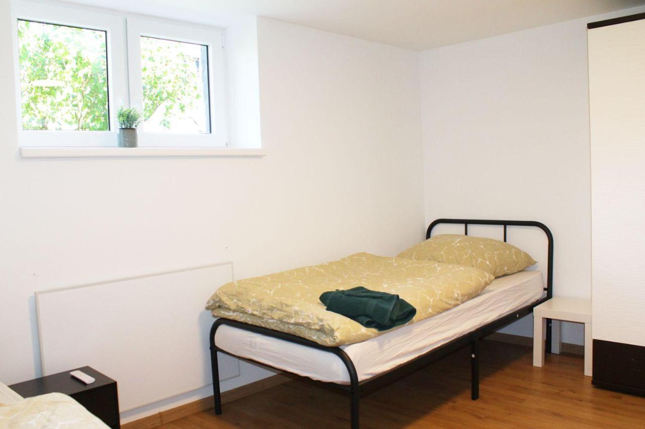 Ruhig Gelegenes Apartment Vaihingen an der Enz Esterno foto